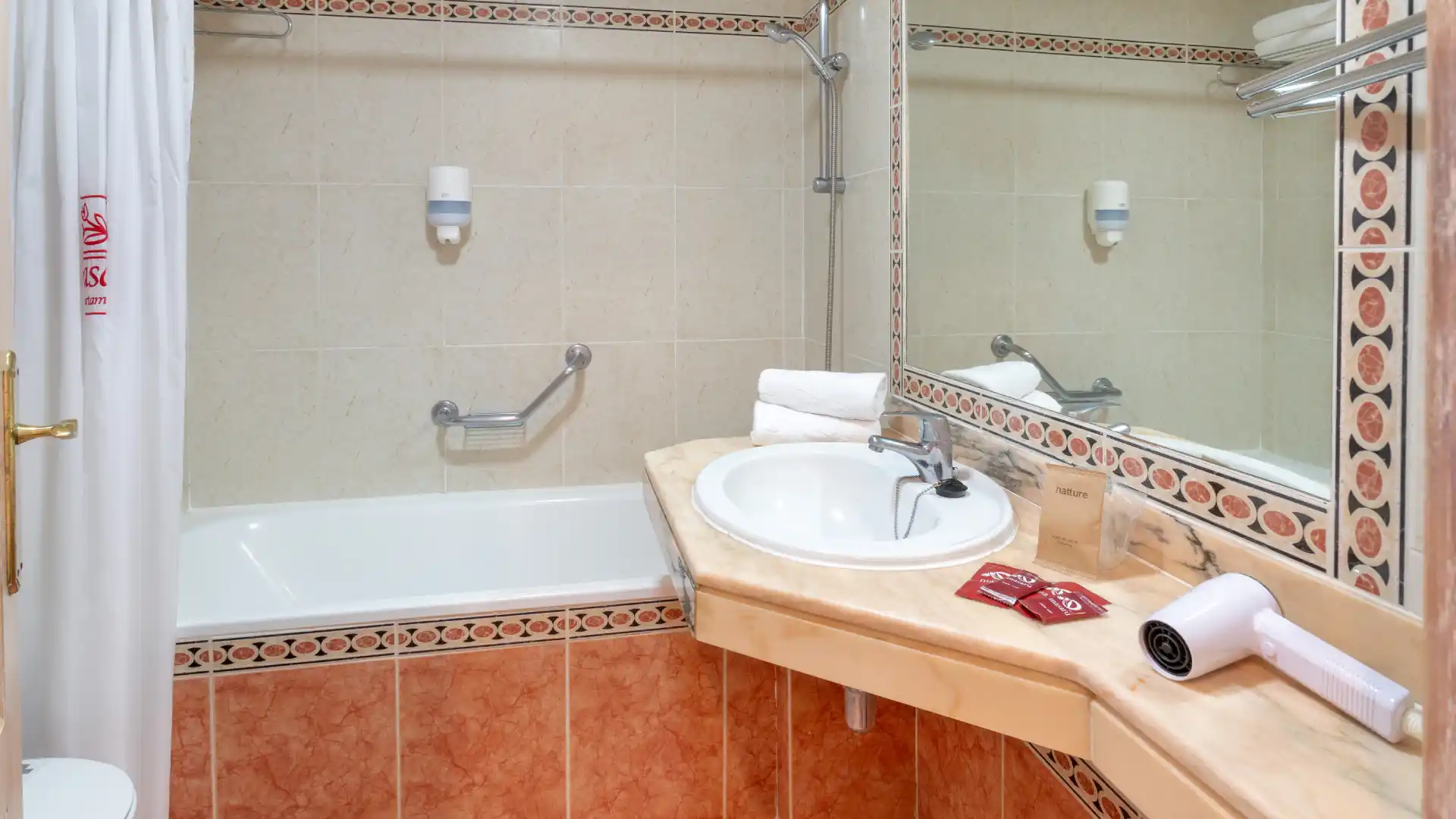 Lavabo estudio Apartamentos Masaru